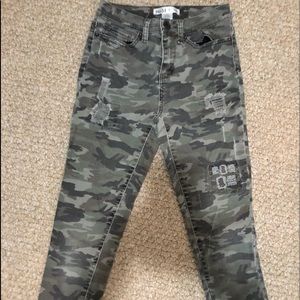 MUDD CAMO JEANS !!!